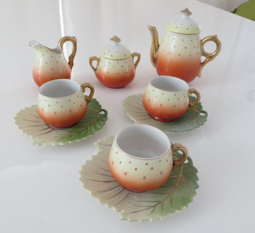 Childs antique tea coffee - /,