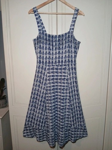 Monsoon blue white - monsoon, geometric