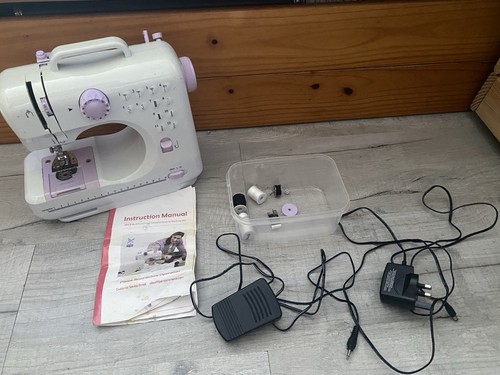 Mini sewing machine - mini,