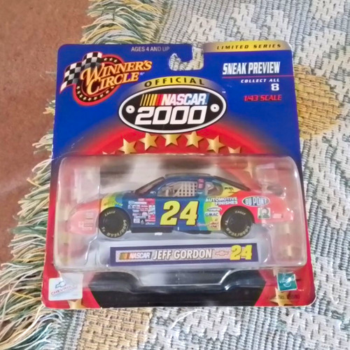 Nascar diecast winners - winners, circle
