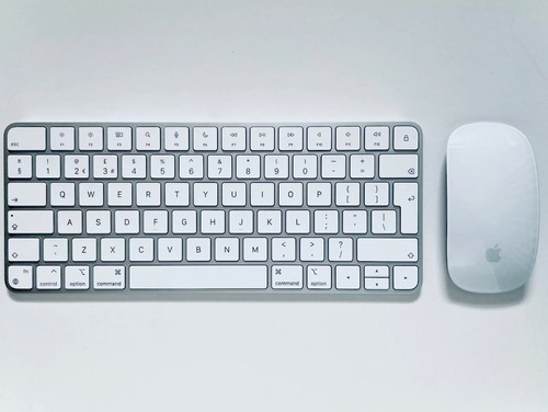 Genuine apple magic keyboard - magic,