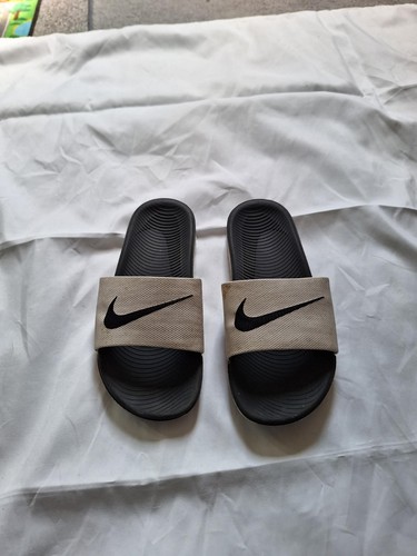 Nike boys sliders size 5 - sliders,