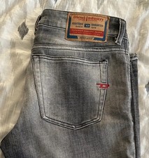 Men’s  DIESEL 1975 Sleenker