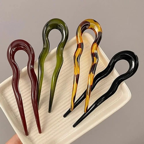 Shaped hair fork - u,