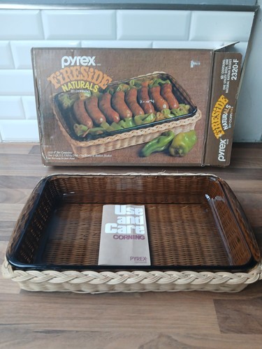 Pyrex vintage fireside - vintage, baking