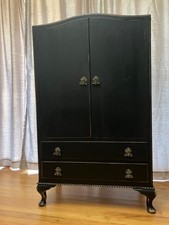 Cocktail cabinet Queen Anne