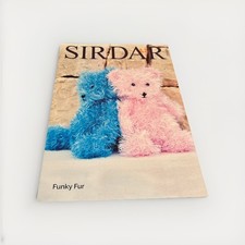 Sirdar Knitting Pattern 2500