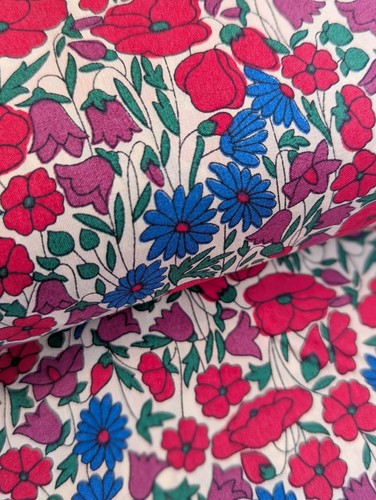 Poppy and daisy floral - and,