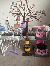 Kids Dyson Hetty Cleaning