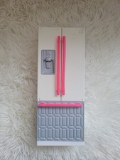 Barbie Fridge refrigerator