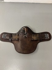 Butet 25” Stud Girth