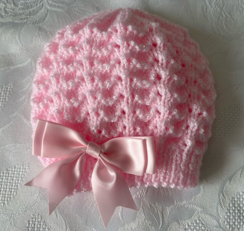 New hand knitted baby - new,