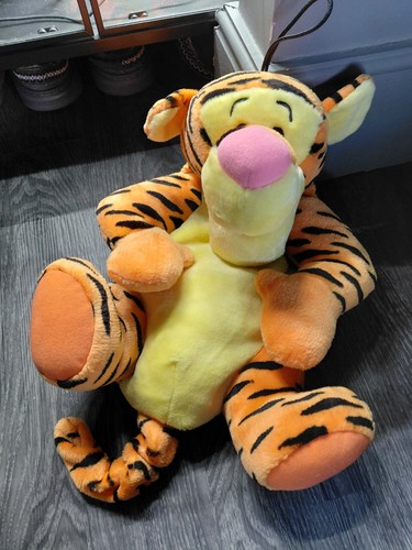 Disney tigger hot water - tigger,