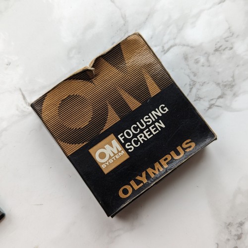 Olympus matte focusing - focusing, screen