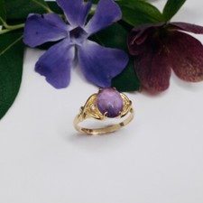 Vintage 18ct Gold Ring with Diamonds - Purple Cabochon - Amethyst - 3.9 Grams