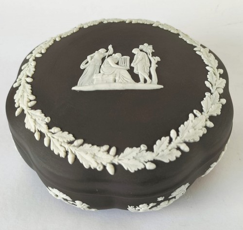 Wedgwood black jasper - wedgwood,