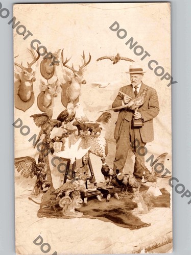 C1910 taxidermist man - taxidermist,