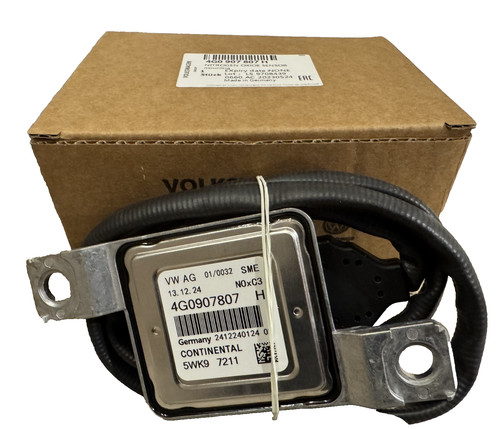 Genuine new audi - genuine, nox