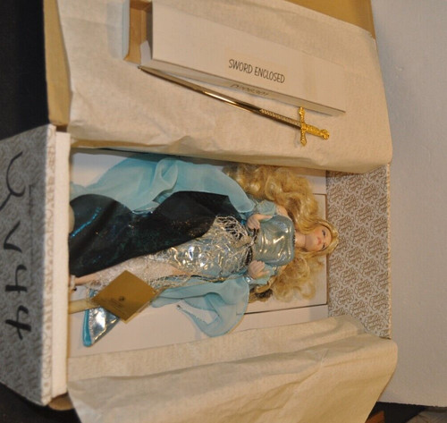 Very rare franklin mint lady - very,