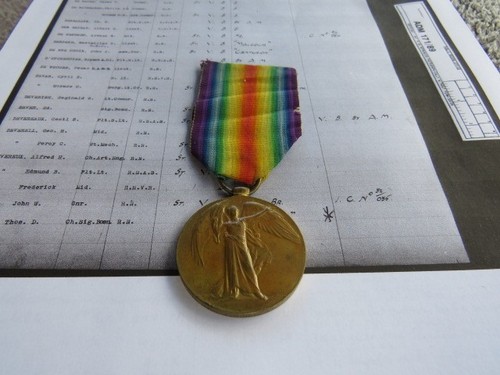 1914 1918 victory medal - -,
