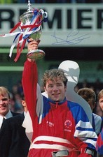 Modern HAND SIGNED 6x4 Photo : RANGERS 1993 ALLY McCOIST (432)