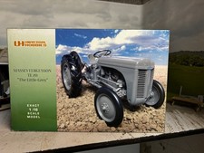 UNIVERSAL HOBBIES 2690   1:16