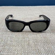 PAIR OF VINTAGE 1950s 60s POLARIZED BLACK FRAME SUNGLASSES GLASSES