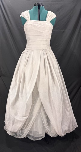 White vera wang organza - white,