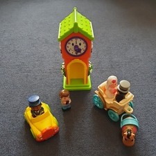 ELC Happyland Clock Tower With Sounds Wedding Carriage 4 Figures Mayor And Car