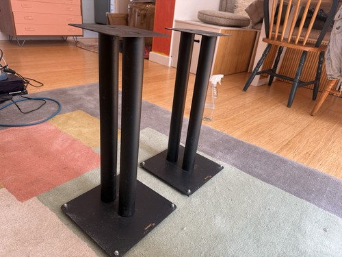 Target audio speaker - target, hi-fi