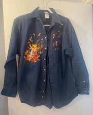 Vintage Y2K 2000s Fall Autumn Disney Store Winnie The Pooh Embroidered Shirt