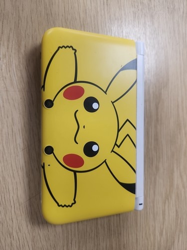 Nintendo 3ds pikachu - nintendo,