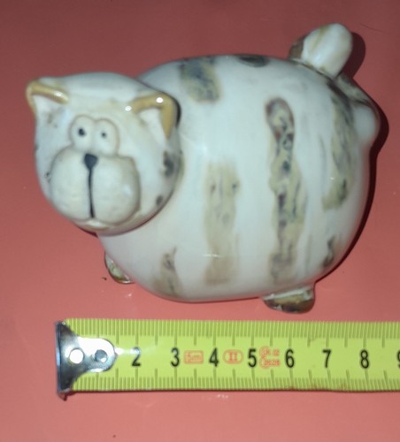 Small chubby cute cat ornament - small,