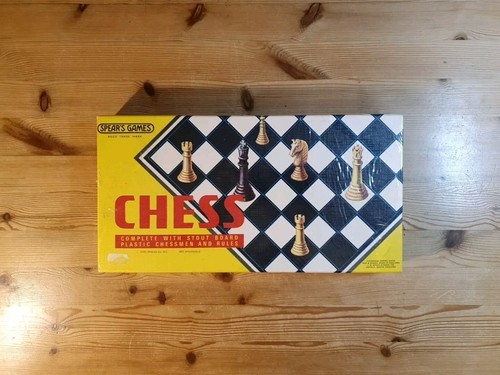 Vintage plastic chess - plastic,