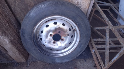 Triumph tr4 wheels and tyres - 2,