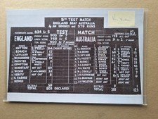 LEN HUTTON CRICKET LEGEND HAND-SIGNED 364 WORLD RECORD SCOREBOARD PHOTOCARD