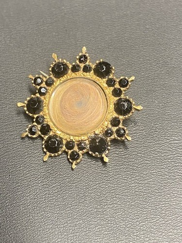 Victorian yellow gold jet - yellow,