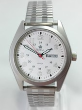 Royal London Mens Quartz Watch. Day Date. Expandable Bracelet. New Battery.