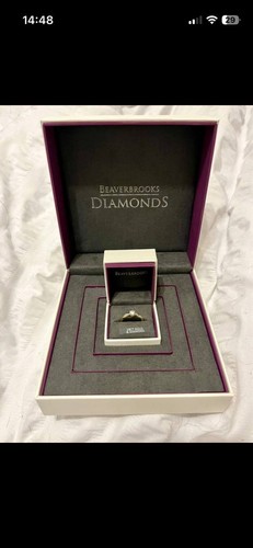 Carat yellow gold - gold, diamond