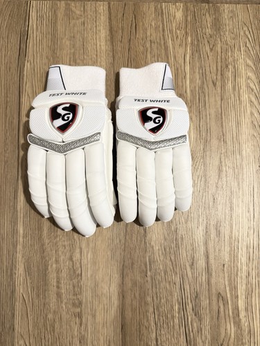Player test white - ,
