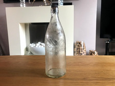 RARE VINTAGE LOWCOCKS MIDDLESBOUGH LEMONADE POP BOTTLE C/W ORIGINAL SCREW CAP