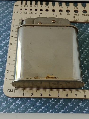 Vintage petrol table lighter - table,