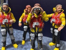 RNLI  FIVE Lifeboat Crew  1:24
