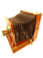 8 x 10  wood and Brass large format Field Camera  working, please view & read