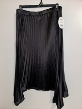 NWT  Elegant Extra Large 16/18