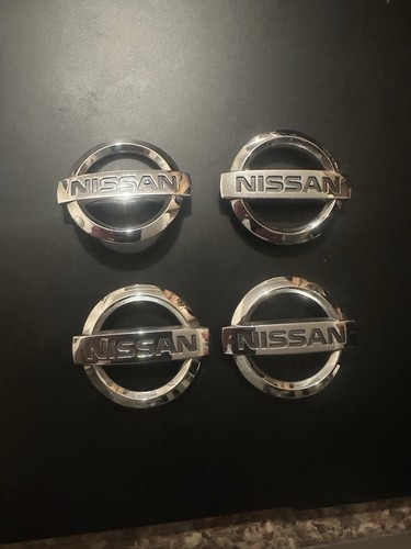 Nissan chrome centre - chrome, top