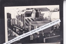 HEAVY DUTY DIESEL HYDRAULIC CRANE - GLOUCESTER - 1983  # W1320 - MODELLERS??