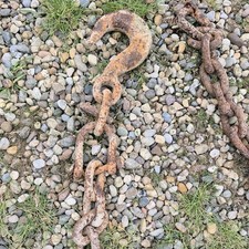 RECLAIMED  VINTAGE  VERY HEAVY SHIP TYPE CHAIN  3ft WITH LARGE HOOK, INDUSTRIAL
