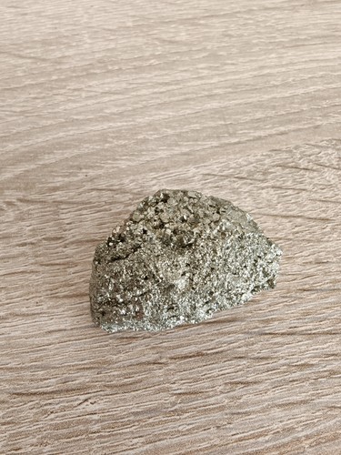 Natural pyrite cluster 70g - -,