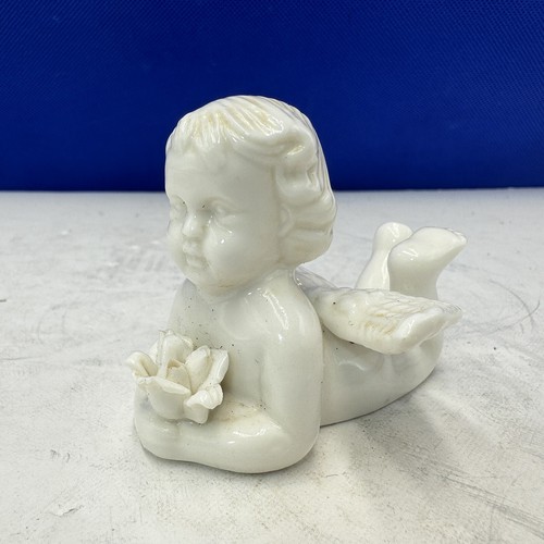 Angel holding posy - angel,